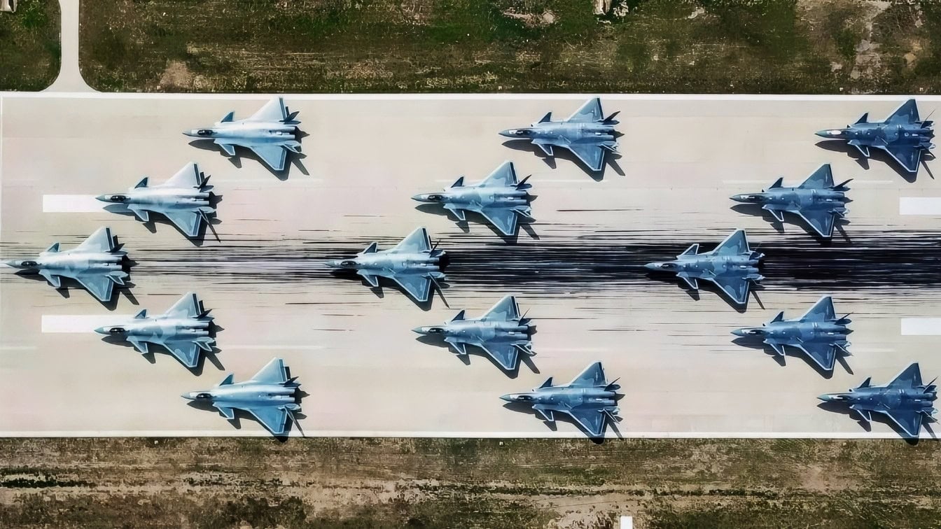 PLAAF J-20 stealth fighters in integrated airpower formation training