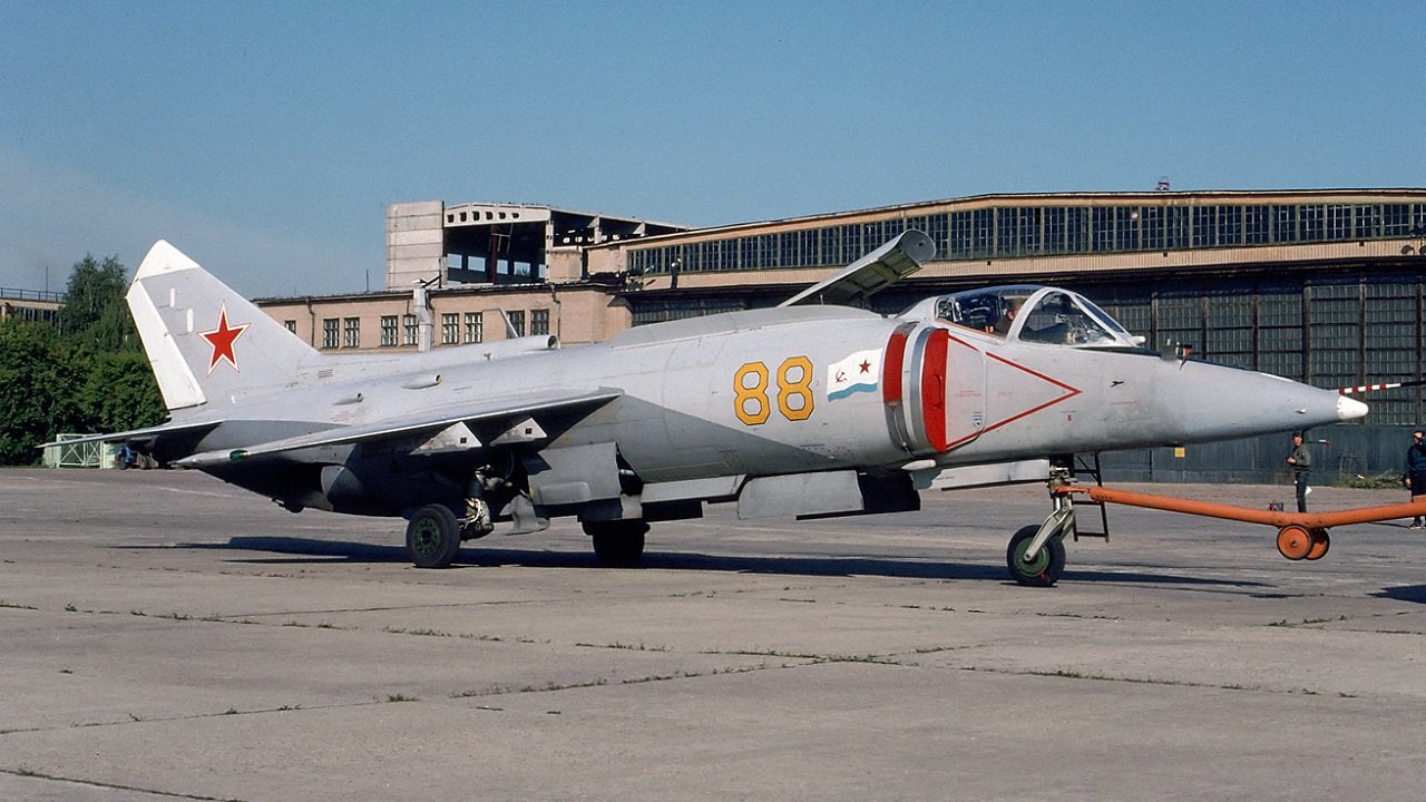 Yak-38