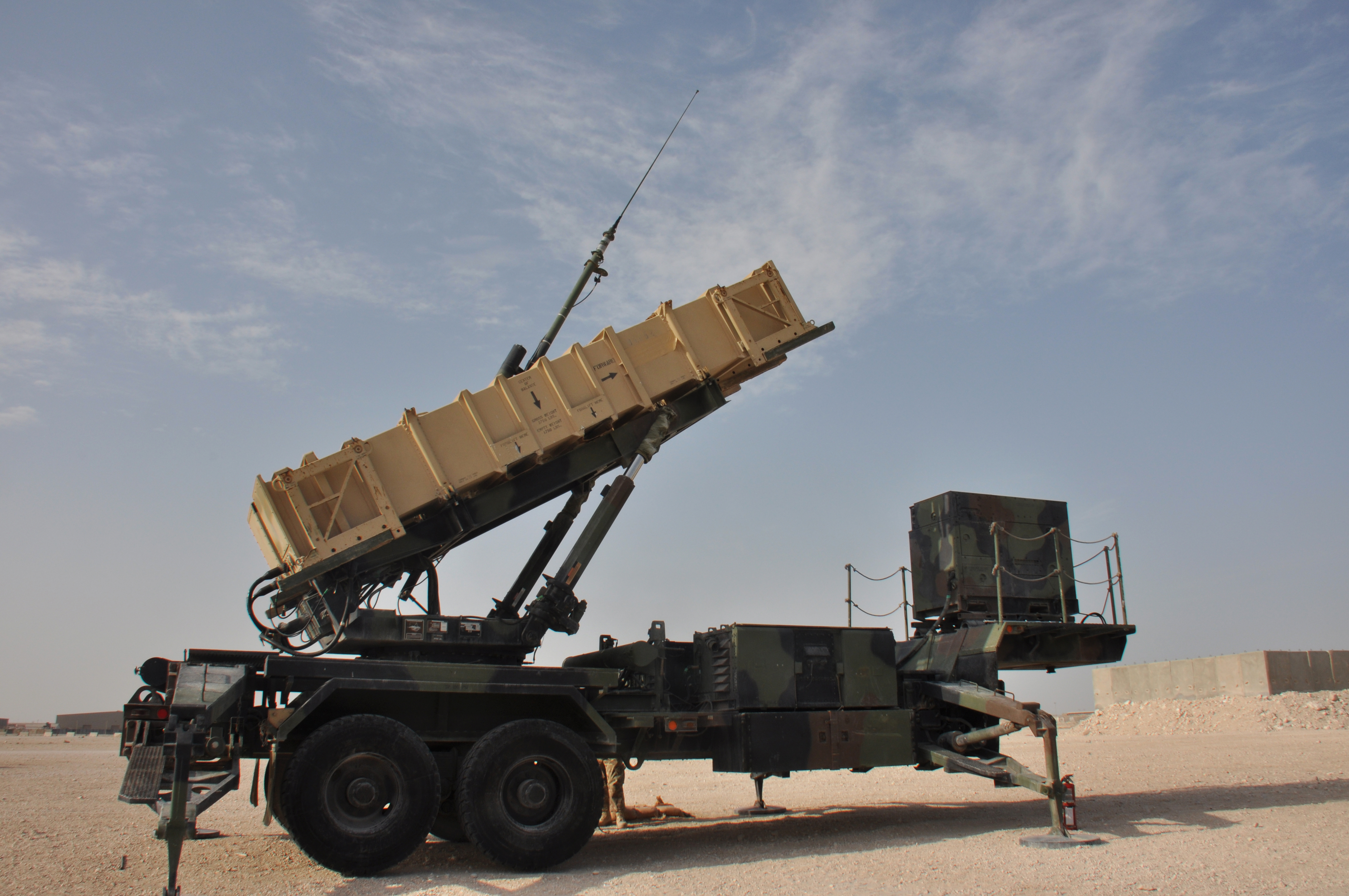 A Patriot PAC-2 missile battery prepares to move into firing position at Al Udeid Air Base, Qatar. (Tech. Sgt. James Hodgman/U.S. Air Force)