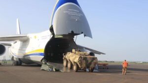 As part of SALIS, an Antonov is flying several containers and transport crates — as well as a Fuchs armored vehicle — back to Germany from its mission in Mali. Now, a suspicious drone has been found near one of these Antonovs in Leipzig. (Photo: Bundeswehr/Sebastian Nothing)