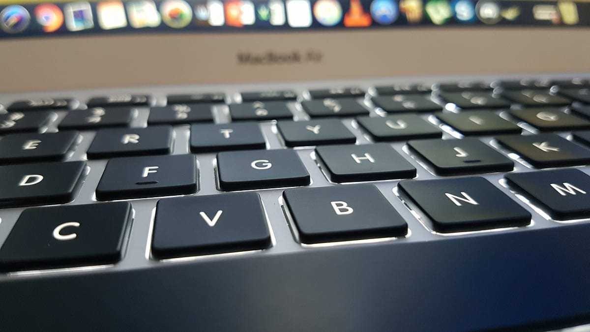 Apple Laptop