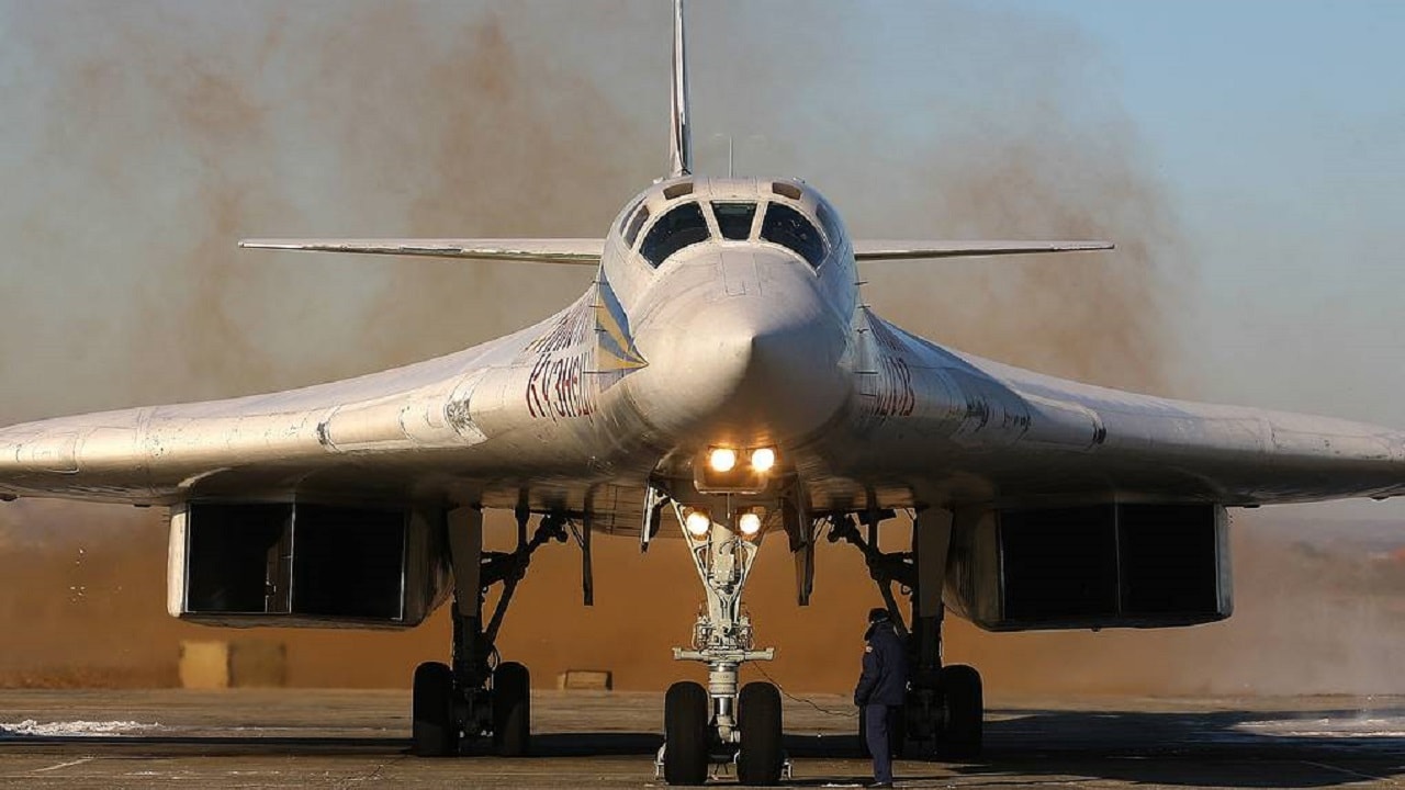 Tu-160