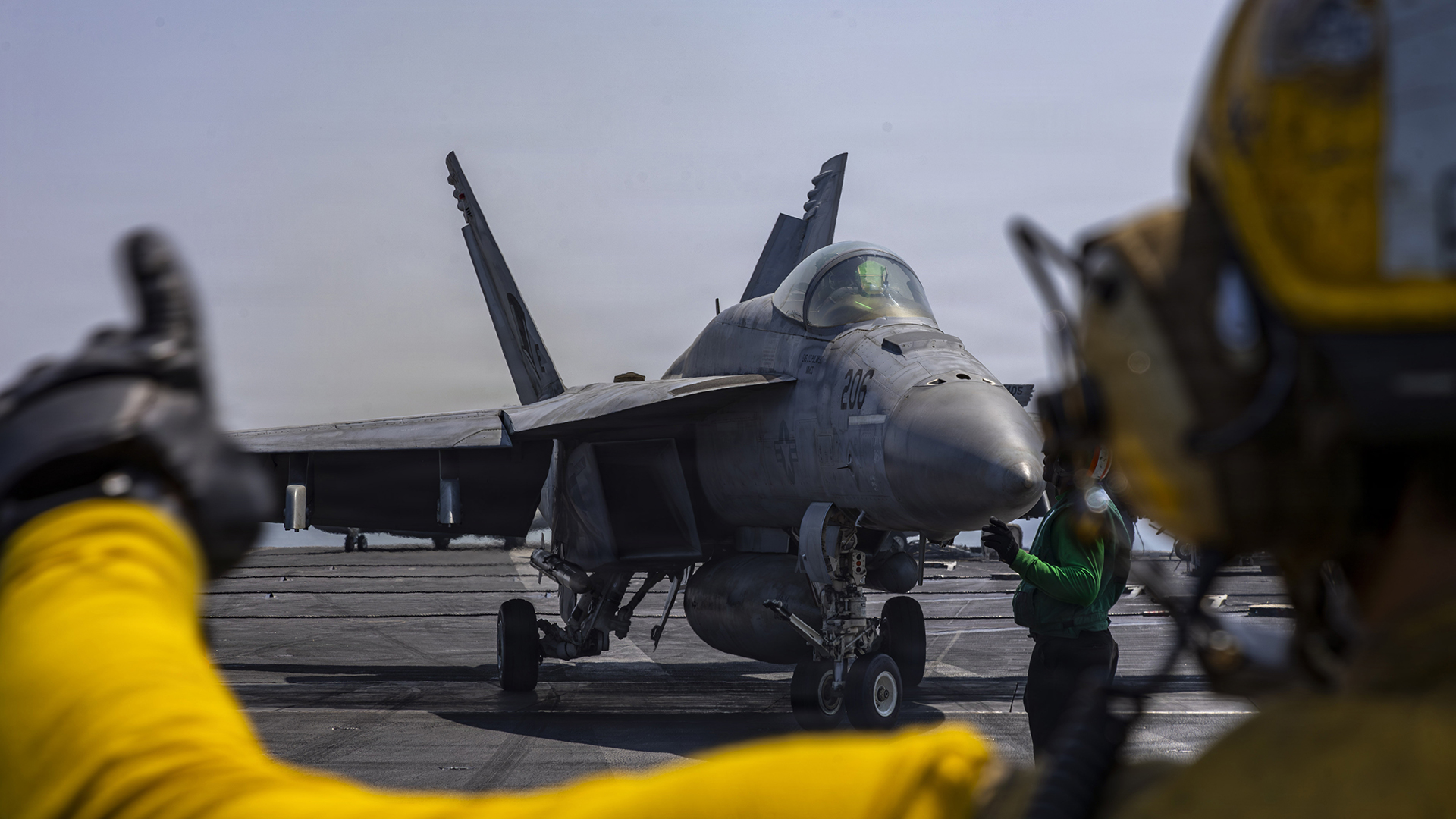 US Navy Super Hornet carrier operations in the Pacific