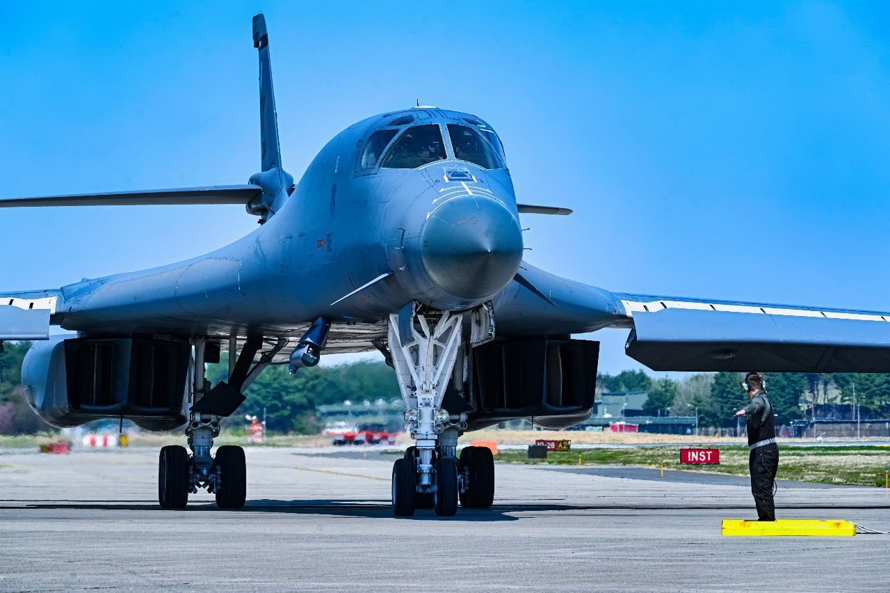 B-1B