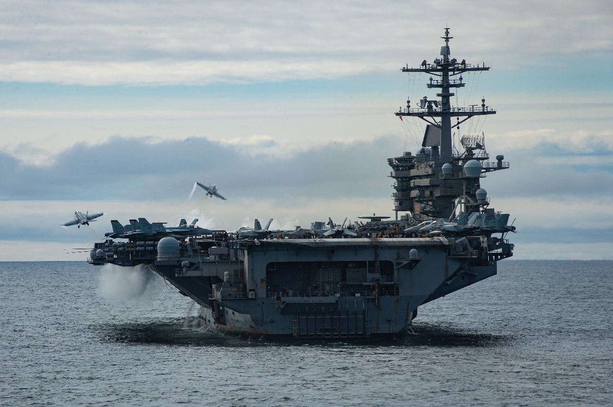 US Navy Aircraft Carrier