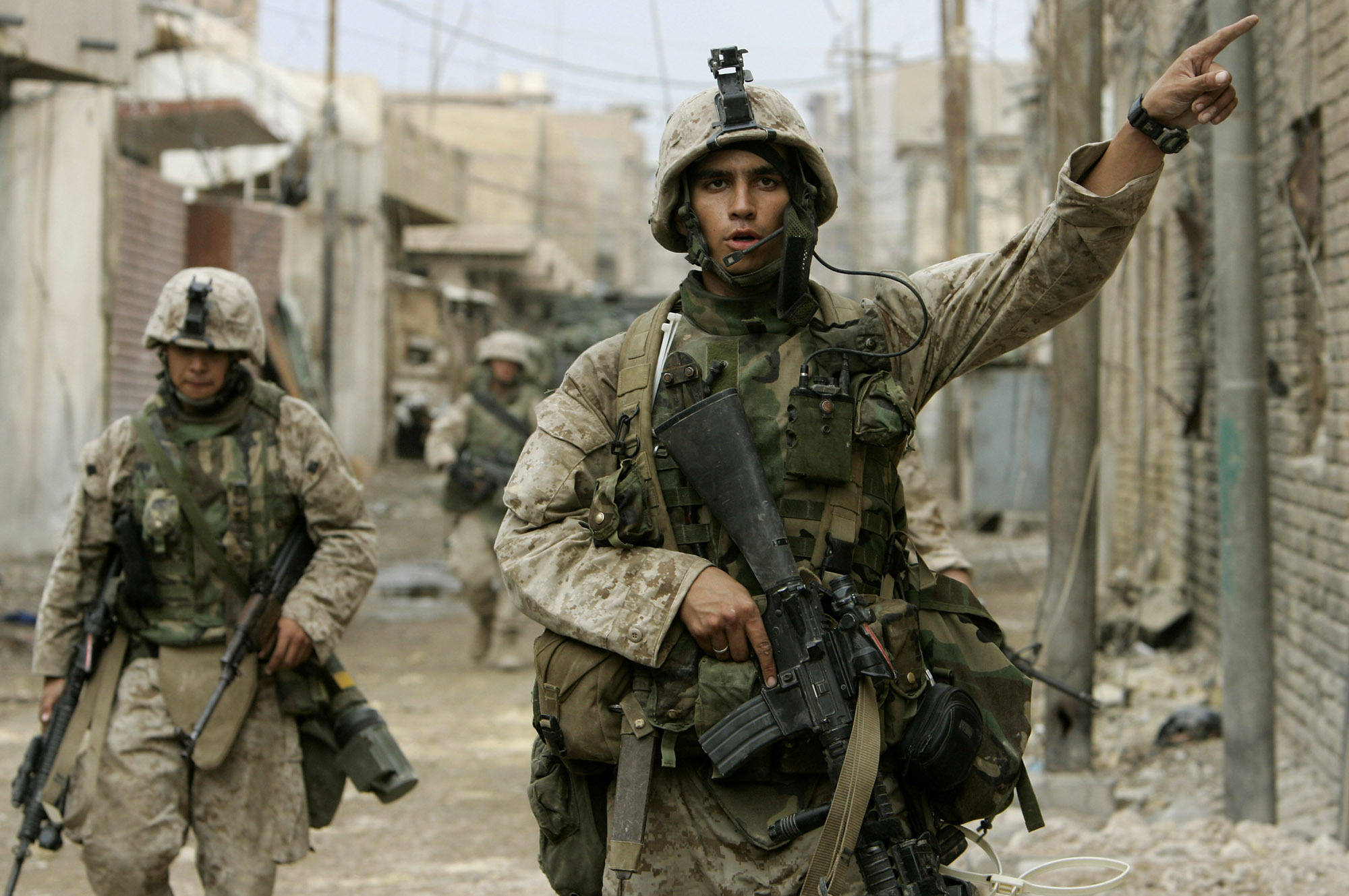 A U.S. Marine seen during fighting in Fallujah, Iraq, Nov. 12, 2004.  (Anja Niedringhaus/AP)
