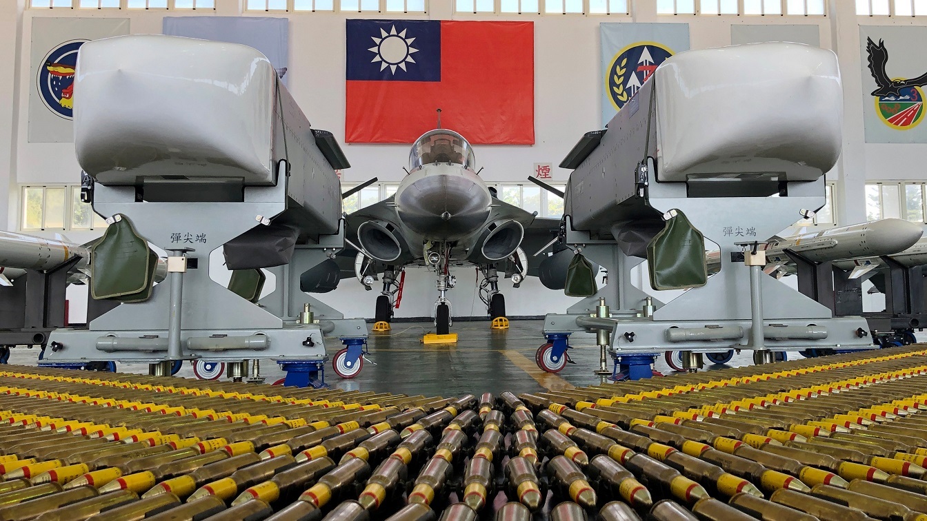 支持2026年防御扩展的台湾战斗机和导弹库存