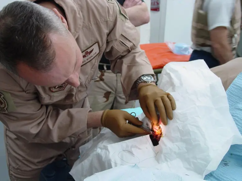 Dr. Dean Winslow in surgery at the combat hospital 447th USAF EMEDS in Baghdad, Iraq, in 2006. (Photo courtesy of Dean Winslow)