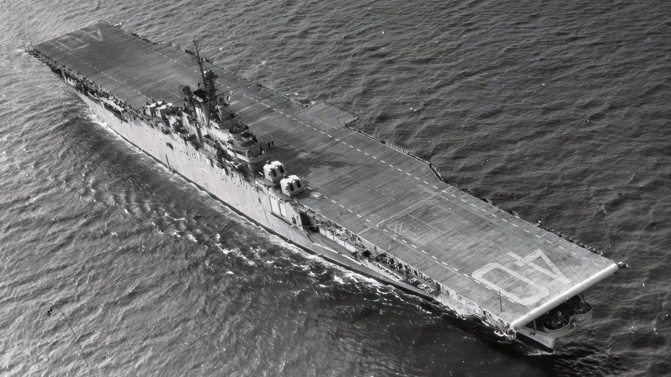 埃塞克斯级美国海军航空母舰 USS Tarawa (CV-40)