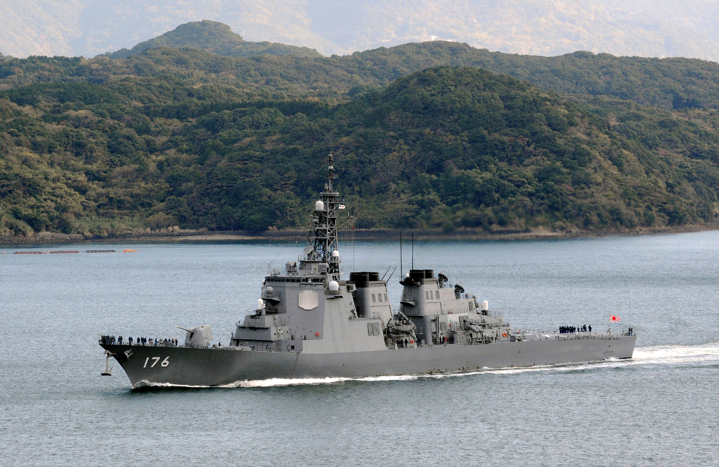 This picture taken on Dec. 6, 2012, shows Japanese destroyer Chokai at Sasebo in Nagasaki prefecture, Japan's southern island of Kyushu. (AFP Photo / Jiji Press)
