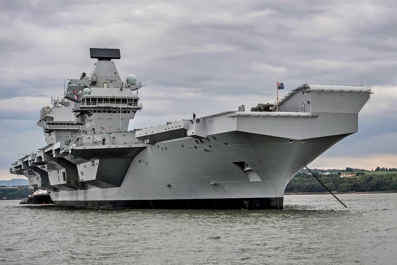 HMS Queen Elizabeth Aircraft Carrier