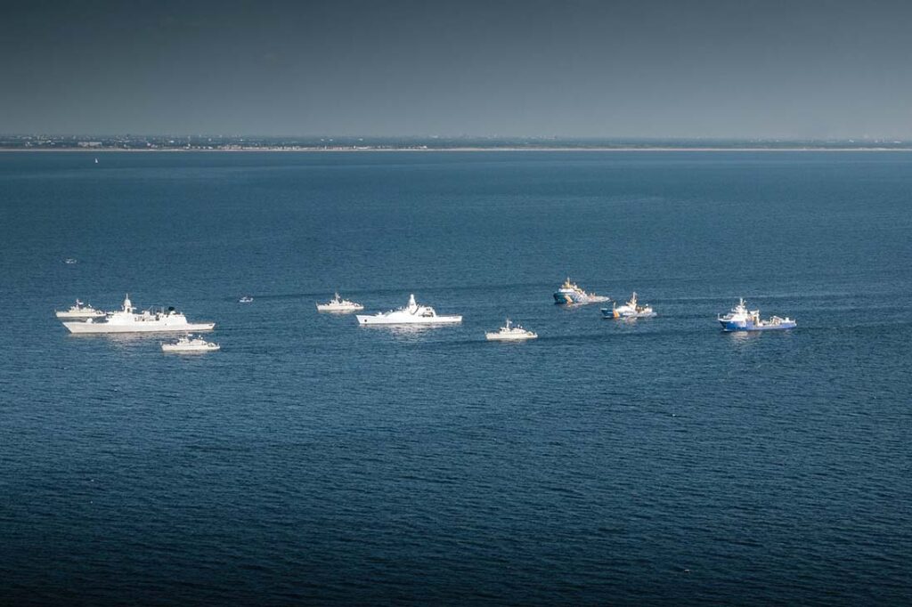 Multiple vessels of the RNLN operating together. All RNLN vessels now carry 3D printers aboard. [RNLN]