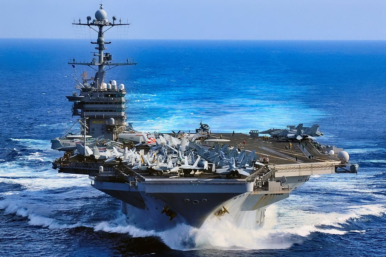 USS George Washington aircraft carrier heading west from the Pacific