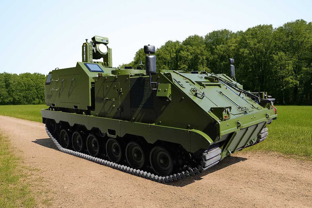 At EUROSATORY, the ACSV will also be showcased for the first time with the new Drone Light Counter UAS module, which can neutralize up to 30 threats per minute. [Photo ©FFG]