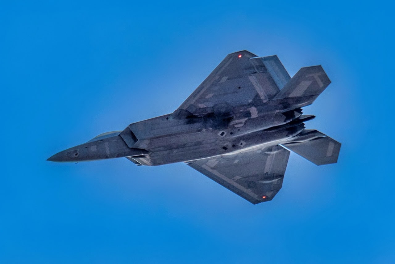 F-22猛禽战斗机
