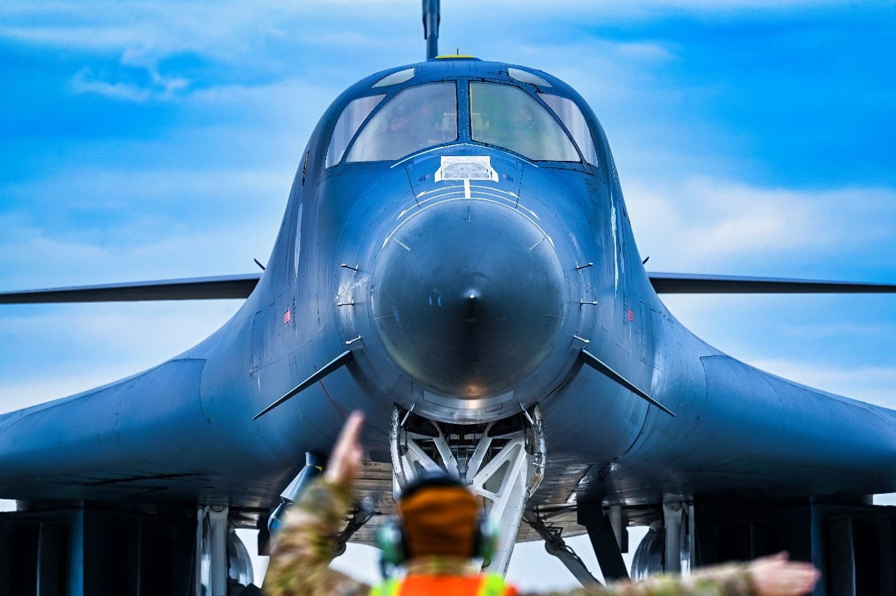 B-1B轰炸机