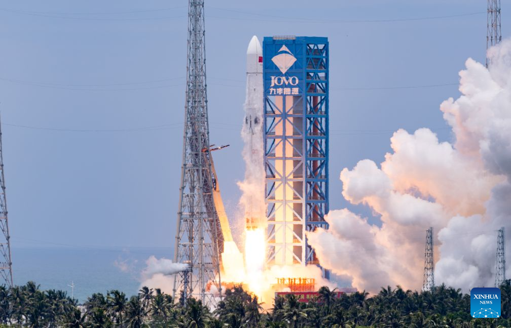 Long March 10B reusable rocket launch at Wenchang China