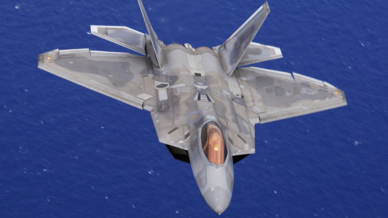 F-22 Hawaiian Raptor flies over Joint Base Pearl Harbor-Hickam, Hawaii, Dec. 5, 2019. Image Credit: Creative Commons.