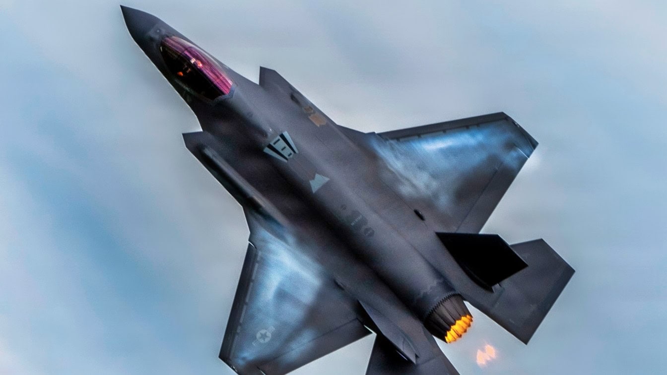 A U.S. Air Force F-35A Lightning II, assigned to the F-35A Lightning II Demonstration Team, performs precision aerial maneuvers during the Columbus Air Show at Rickenbacker Air National Guard Base, Columbus, Ohio, June 21, 2026. The F-35A Demonstration Team showcases the unique aerodynamic capabilities, advanced avionics, and combat readiness of the military's premier fifth-generation fighter to inspire the next generation of Airmen and demonstrate American air power. (U.S. Air National Guard photo by Airman 1st Class Samir Harris)