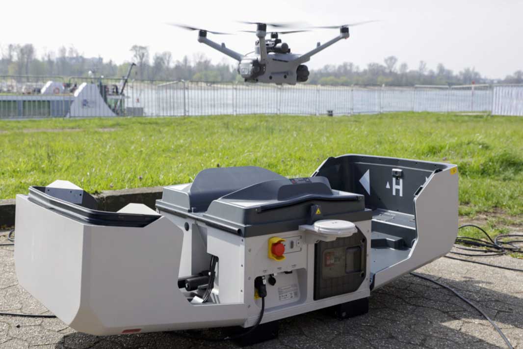 The Live Demonstrations will again be a highlight of XPONENTIAL Europe 2027: with UAV DACH, companies will showcase UAS operations under demanding conditions in Düsseldorf. [Photo: © Messe Düsseldorf / Tillmann]