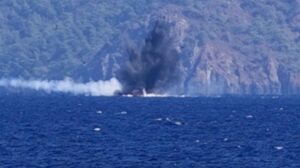 MKE PİRANA 以实弹命中水面目标。 (照片 © MKE)