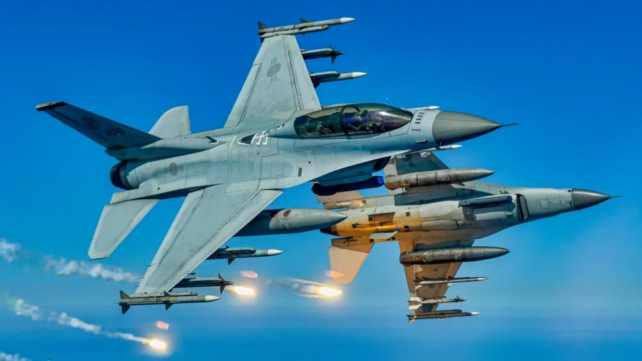 KF-16 Fighter.