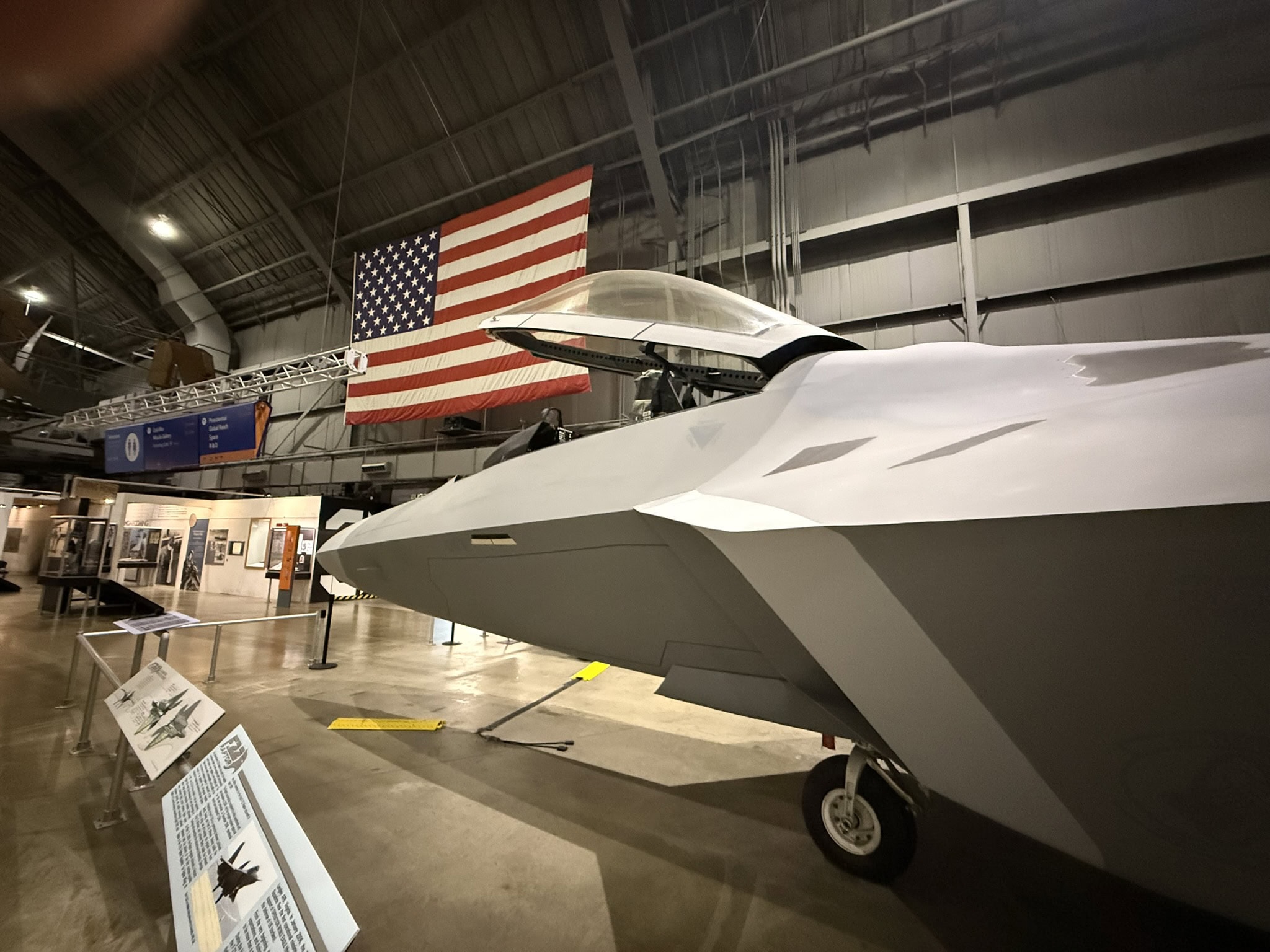 F-22 Raptor