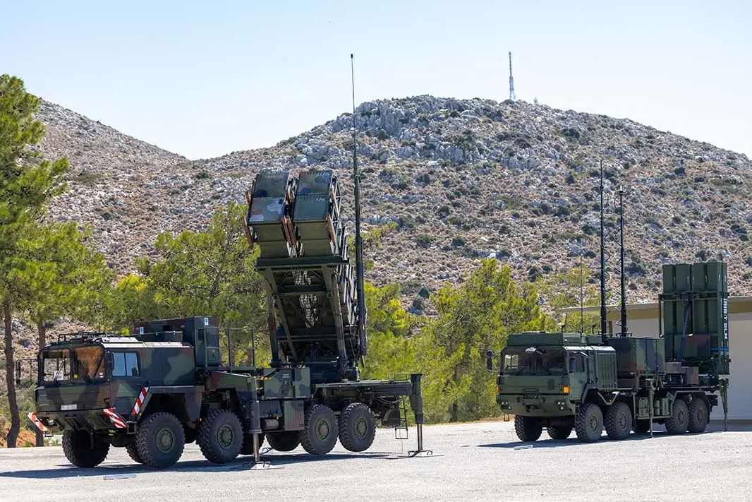 The IRIS-T SLM air defence system during the “Spartan Arrow” exercise on the island of Crete, Greece. [Photo © Bw/Tom Twardy]