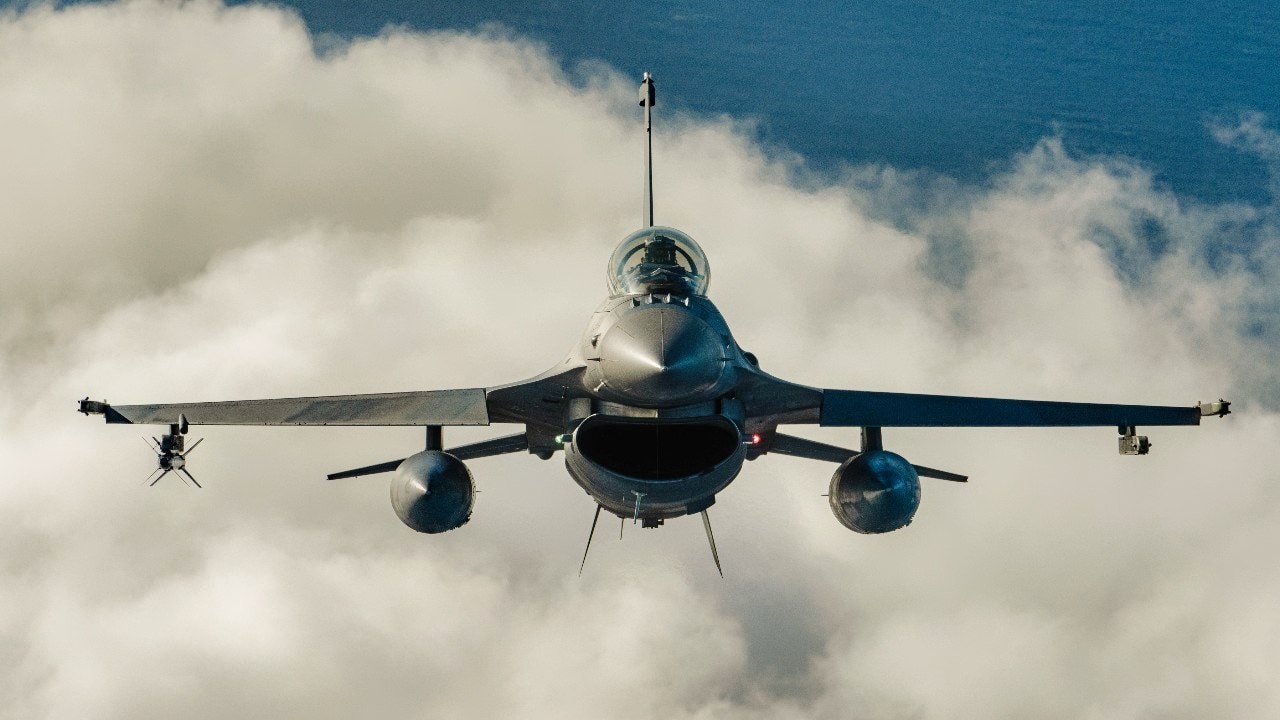 F-16 Fighter