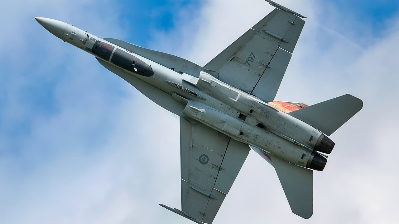 加拿大CF-18大黄蜂战斗机