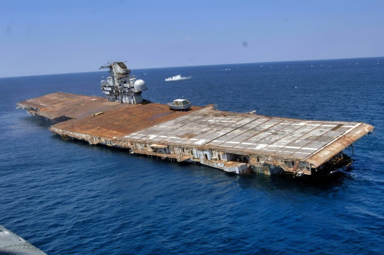 Aircraft Carrier Sinking from U.S. Navy in 2006.
