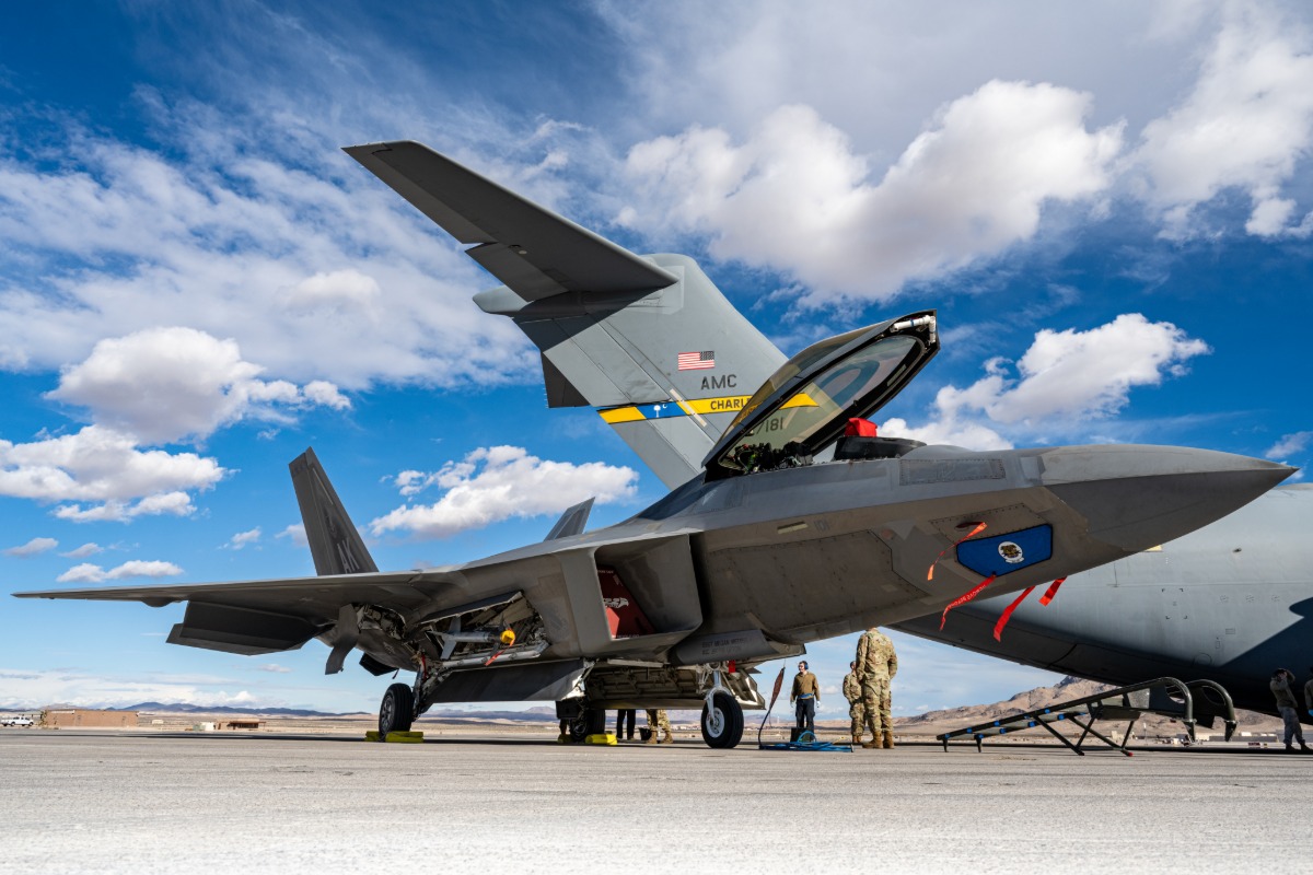 F-22 Raptor aircraft