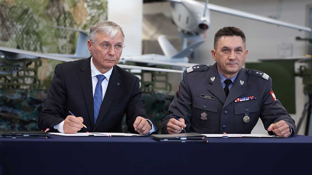 [Photos: Krzysztof Gumul/WCEO, Maciej Smolarczyk, WB GROUP]