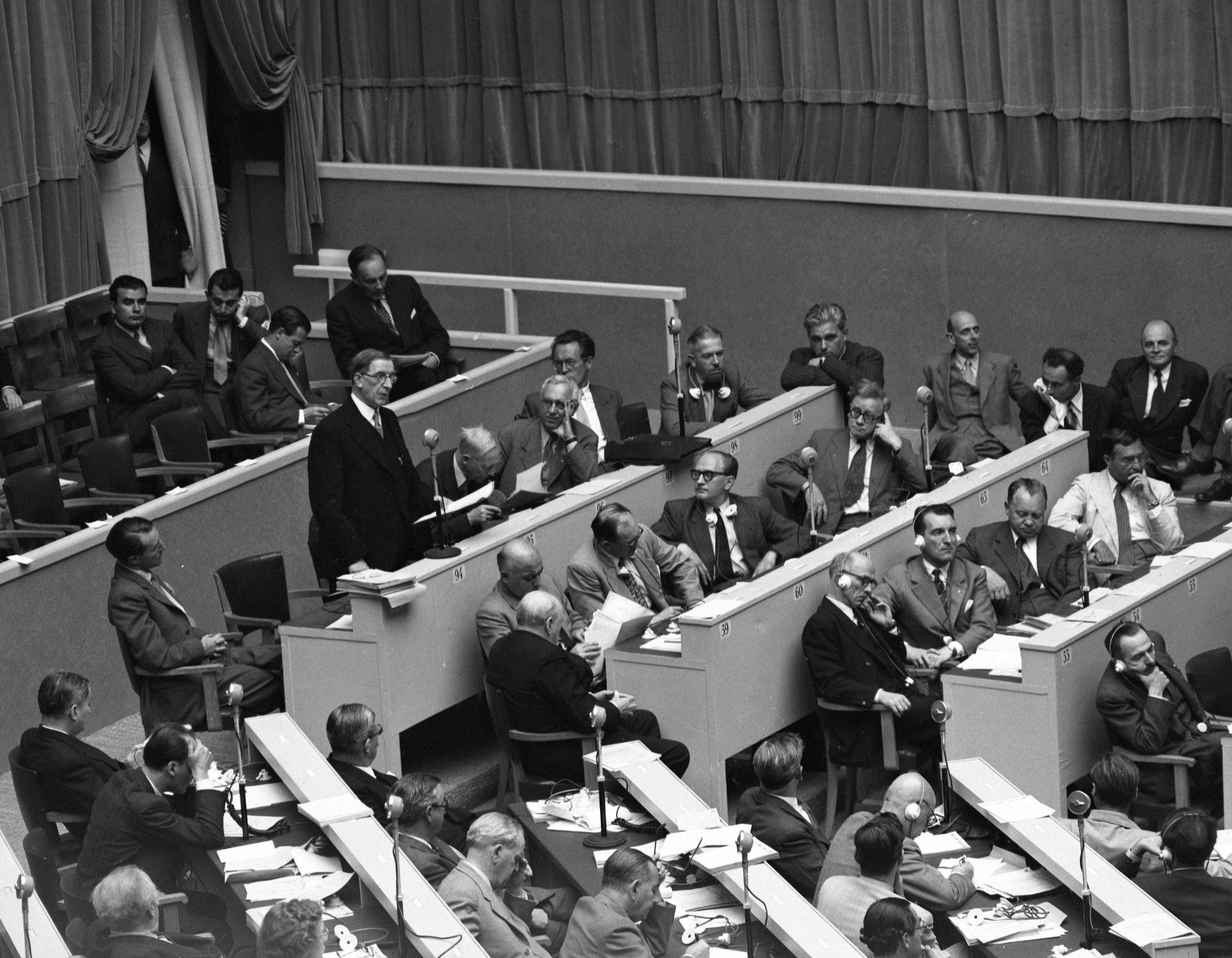 Ireland's Eamon de Valera, standing at left, center, addresses the Council of Europe in 1949. Right of de Valera are, from left: Ernst Wigforss and Karl Wistrand of Sweden, and Terje Wold of Norway. In row in front of de Valera is Britain's Winston Churchill (back to camera). (Jean-Jacques Levy/AP)