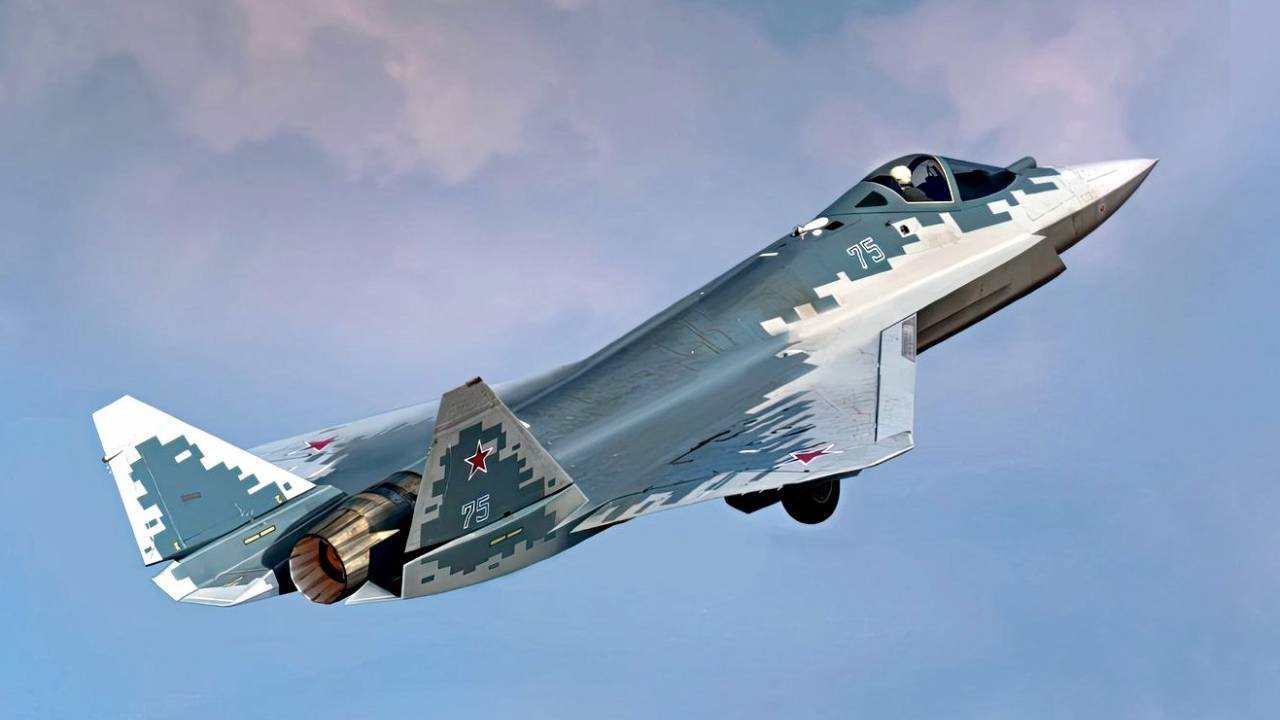 Su-75 Checkmate