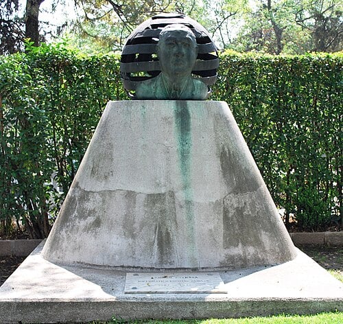 Genaro Estrada